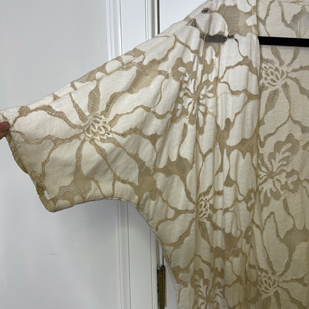 Anne Klein Cream Lace Overlay open front cardigan - Picture 9 of 9